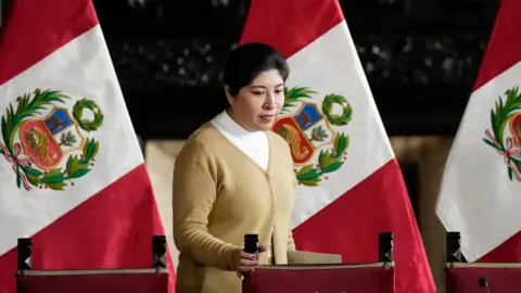 Peru Breaks Diplomatic Relations with Mexico Following Asylum for Ex-PM