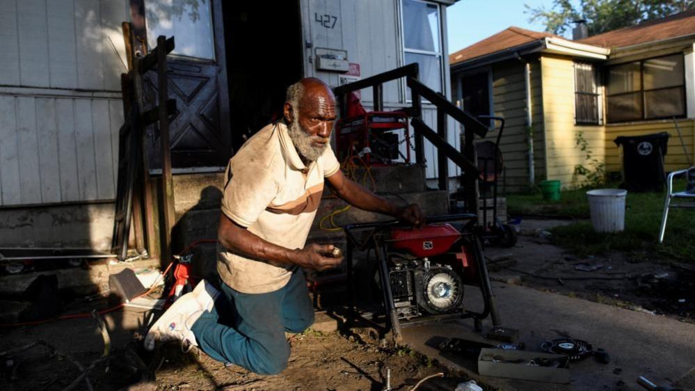Indiana Residents Still in Darkness 12 Days After Storm