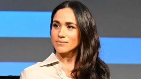 Meghan Markle Reaches Out to Estranged Father Amid Health Crisis