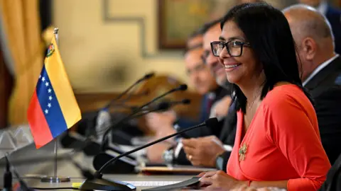End of Political Prisoner Release Program Raises Concerns in Venezuela