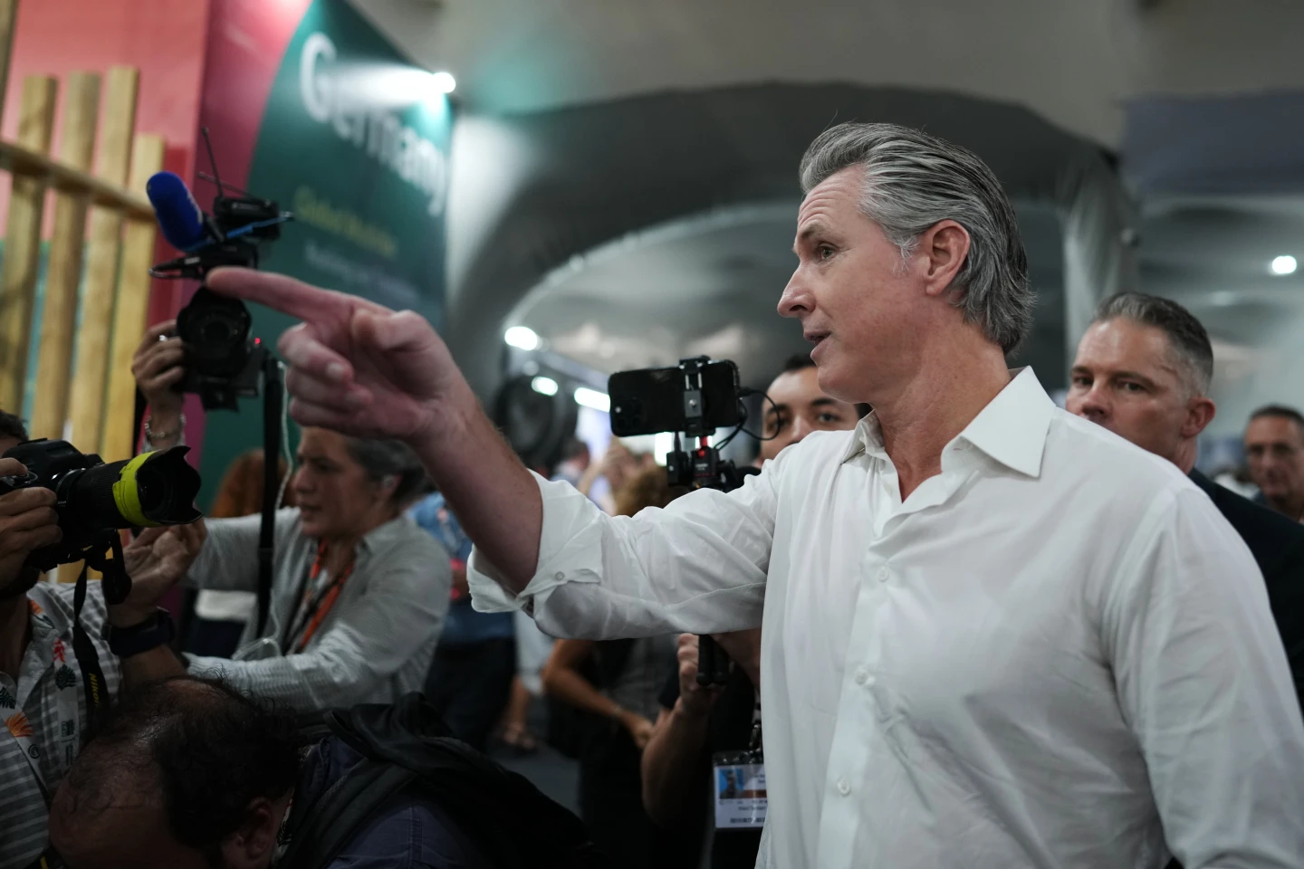 Newsom Critiques Senate Shutdown Deal Amid Trump Concerns