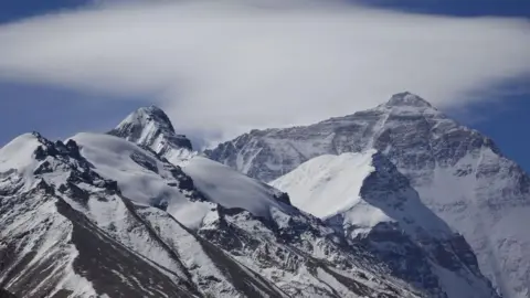Rescue Operations Underway as Hikers Face Hypothermia in Everest Blizzard