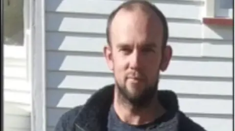 Tragic End to Four-Year Manhunt: New Zealand Father Shot by Police