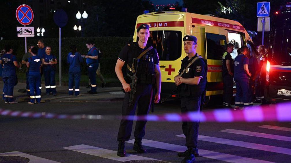 Moscow Restaurant Explosion Leaves Three Dead, 15 Injured — Authorities Search for Cause