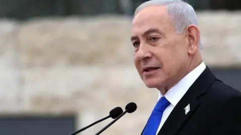Israeli Prime Minister Benjamin Netanyahu Diagnosed with Early-Stage Prostate Cancer