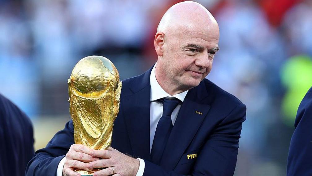 Infantino under fire: Will FIFA survive the hilt‑clenched dissent?