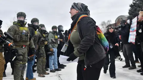 Court Limits ICE Tactics Against Peaceful Protesters in Minneapolis