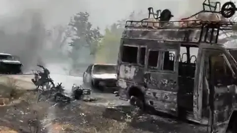 Mali Blockade Escalates: Vehicles Burned as Jihadists Tighten Grip Ahead of Eid