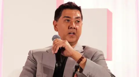 US Court Halts Detention of UK Social Media Activist Imran Ahmed