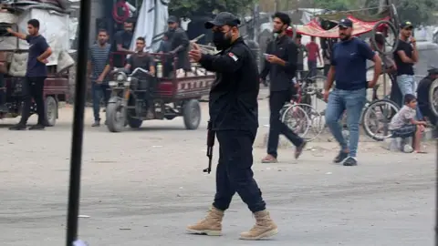 Deadly Clashes Erupt in Gaza City: 27 Killed in Intra-Group Violence