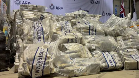 Australia Police Seize 2.7 Tonnes of Cocaine in Largest Ever Bust