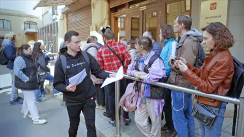 Public Outcry: Russians Petition Against Kremlin's Internet Restrictions