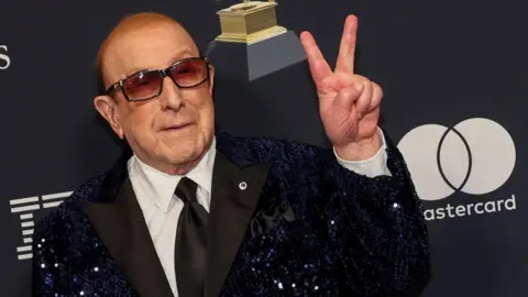Clive Davis, the Music Titan Who Shaped an Empire, Dies at 94
