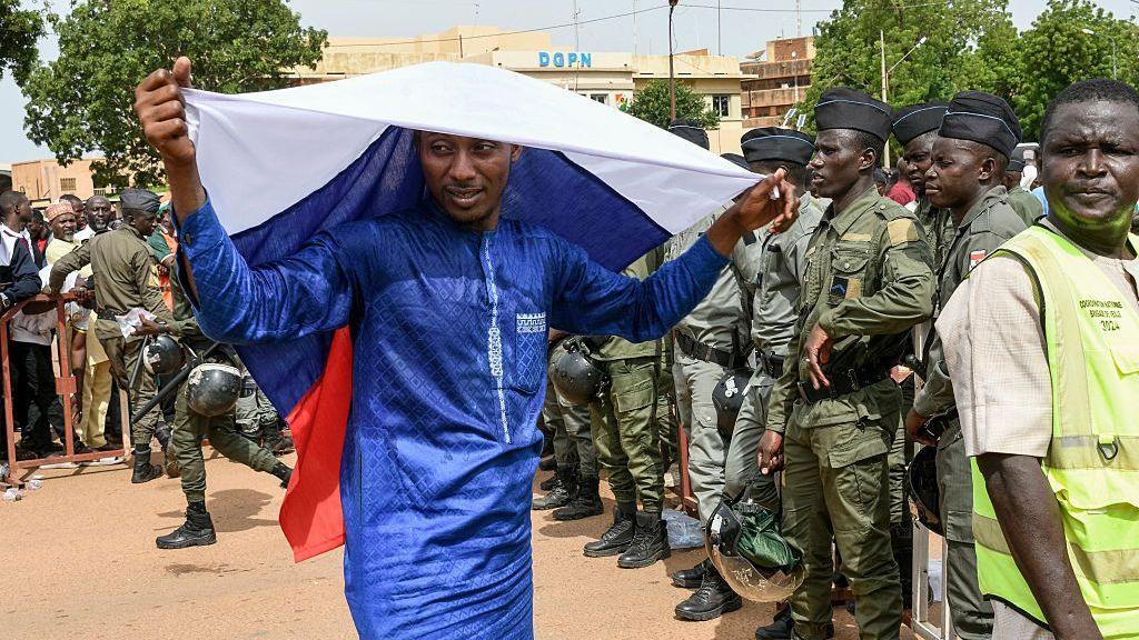 Russia Steps In to Restrain Niger Mutiny: A Sahel Power Play