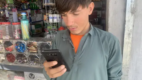 Internet Services Resumed in Afghanistan Post-Taliban Blackout