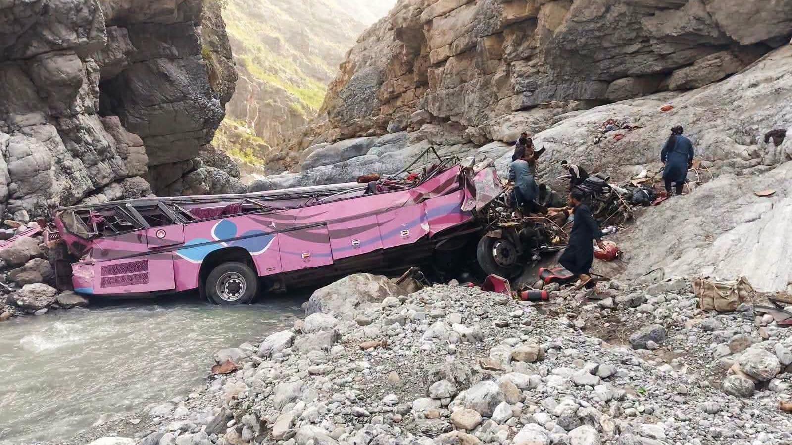 Tragic Bus Crash in Pakistan Sends 32 Lives Ashore: Overcrowding and Possible Steering Fault