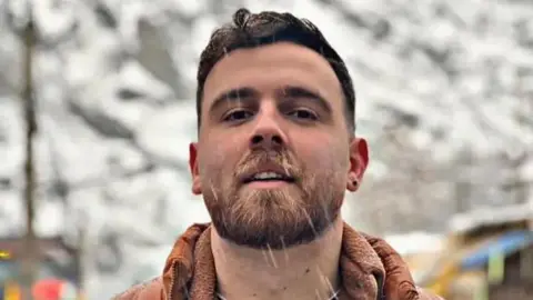 Trump Threatens Strong US Action Against Iran Amid Protest Executions