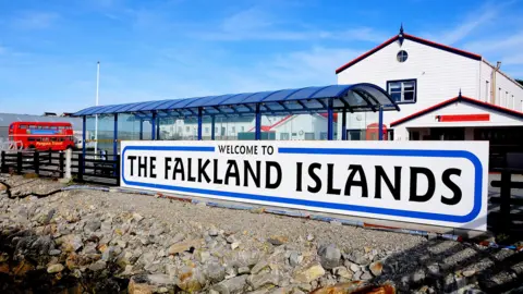 UK Affirms Sovereignty over Falkland Islands Amid US Position Review