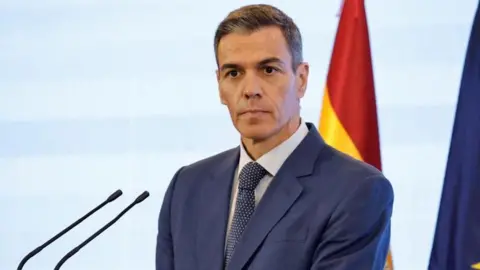 NATO Clarifies No Mechanism to Expel Members Amid US-Sanction Concern