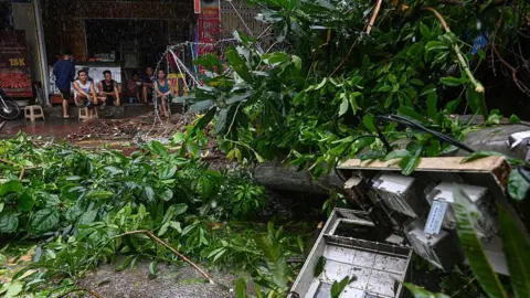 Typhoon Bualoi Claims Lives and Causes Destruction in Vietnam
