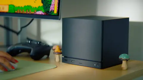 Valve Challenges Gaming Giants with Launch of New Steam Machine Console