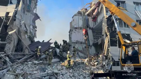 Putin Orders Retaliation After Ukrainian Drone Attack on Starobilsk Student Dormitory
