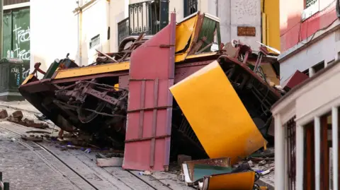 Fatal Lisbon Funicular Crash Linked to Snapped Cable