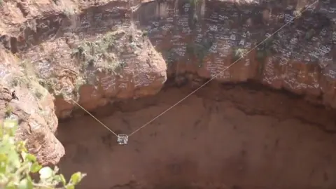 Spider‑Man of Yemen Falls Into Volcanic Crater and Dies