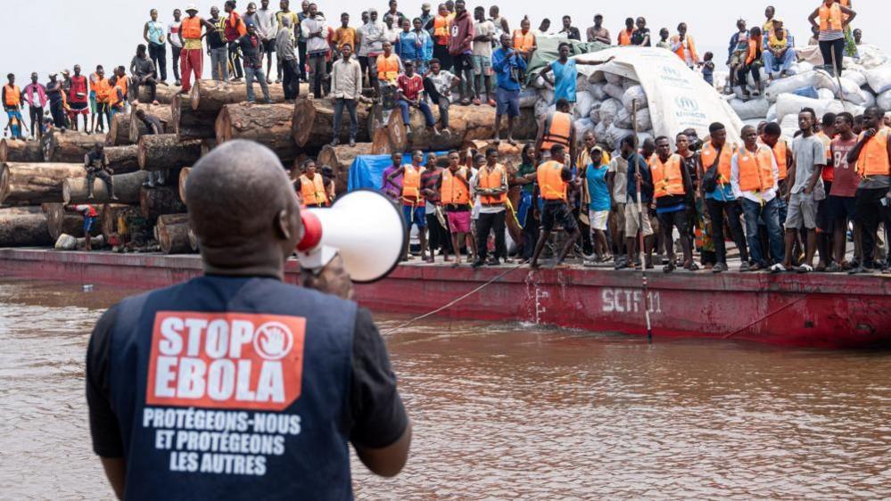 Boat intercepted on Congo River after five Ebola deaths – authorities screen 255 passengers