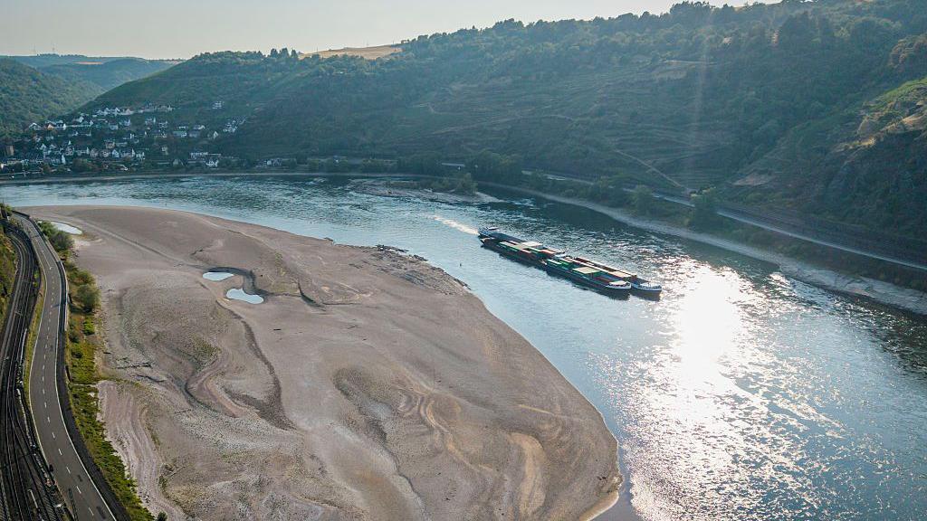 Europe’s Rivers Hit Record Low: Rhine, Danube and Po Jettison Shipping and Power Supply