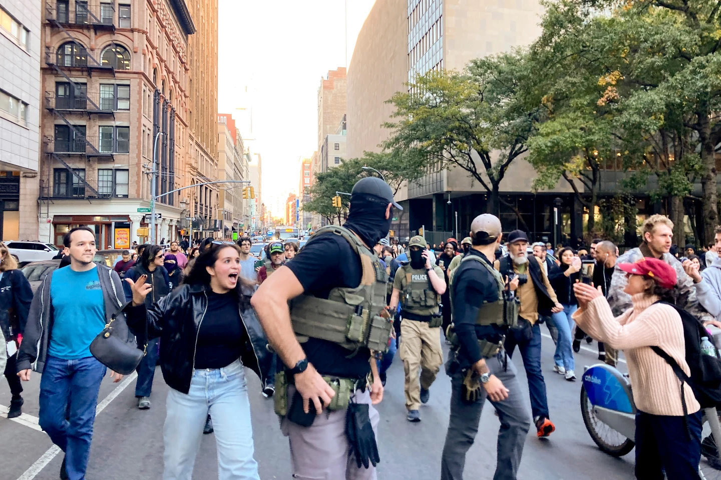 Chaos Erupts as Federal Agents Conduct Immigration Sweep on NYC Canal Street