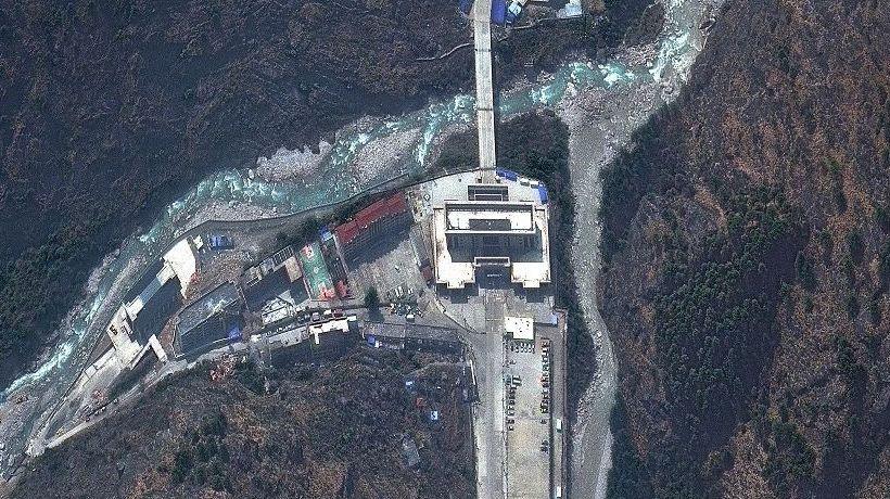 Flash Flood Devastates Nepal‑China Border: Hundreds Missing, Trade Halted