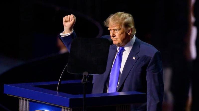 Trump Promises $5,000 Dividend to Every Adult if Republicans Sweep Midterms