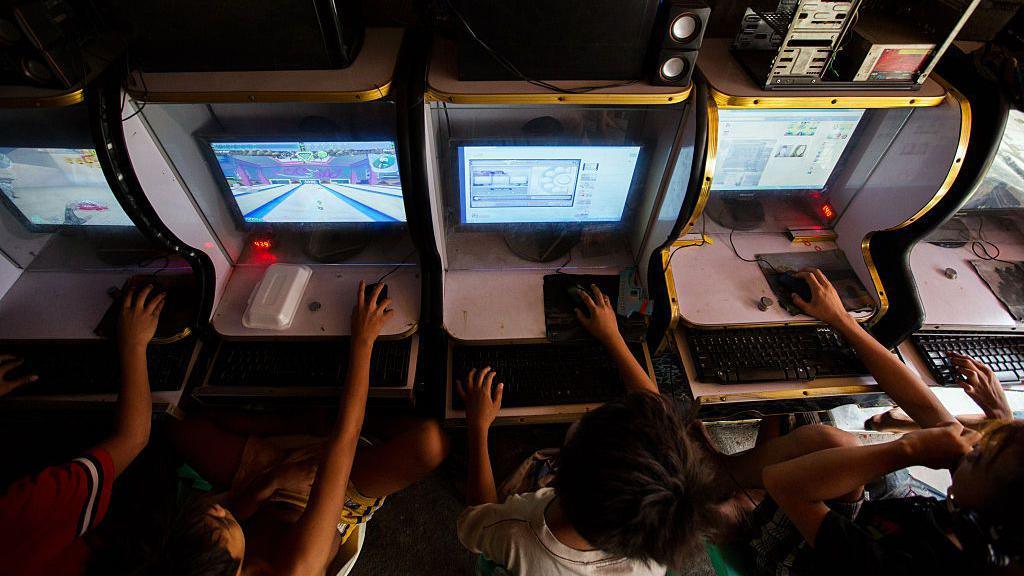 Philippines Bans Gaming App Amid Mass Shooting Tragedy