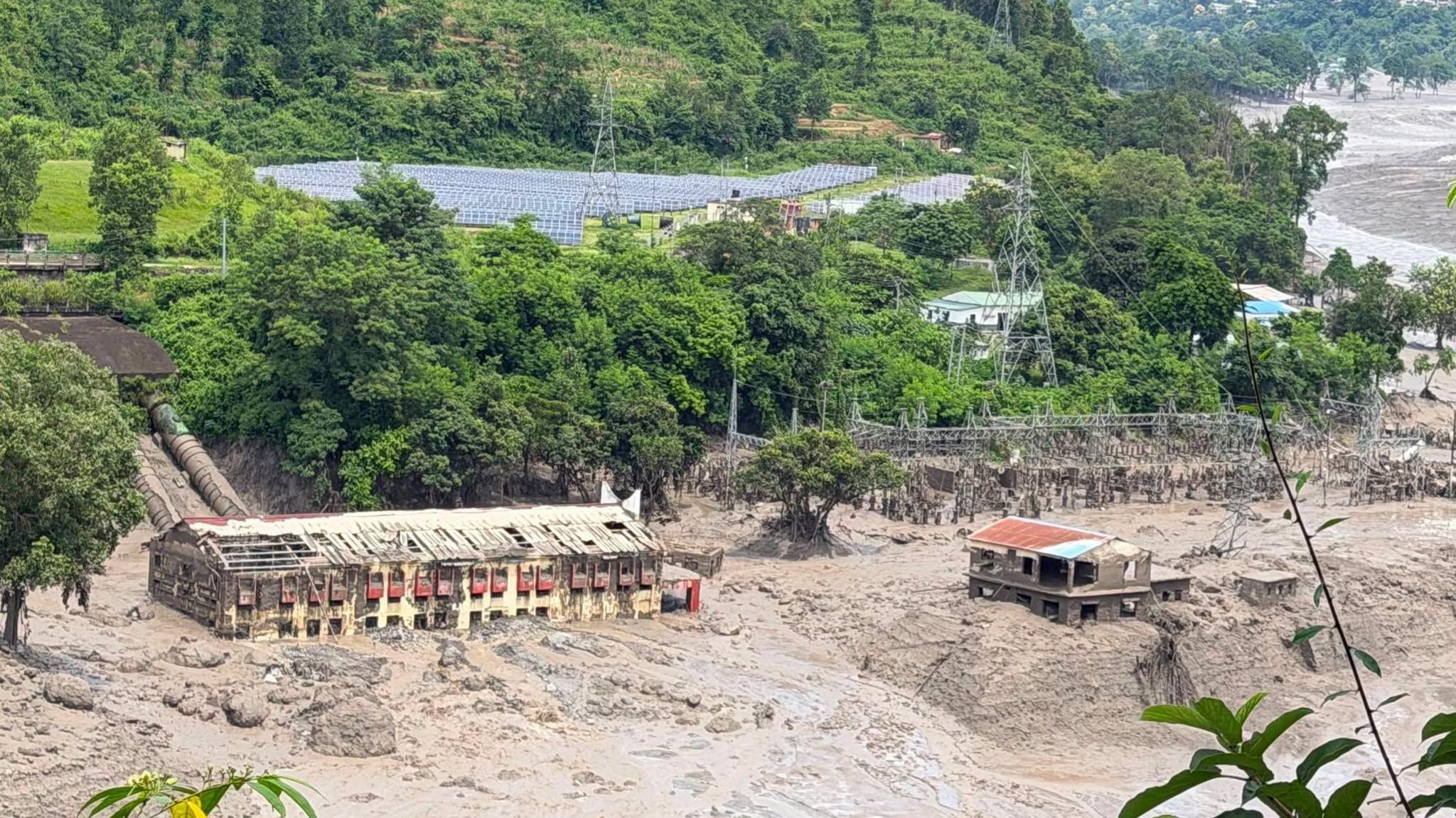 At Least 17 Killed as Flash Flood Swamps Nepal‑Tibet Border