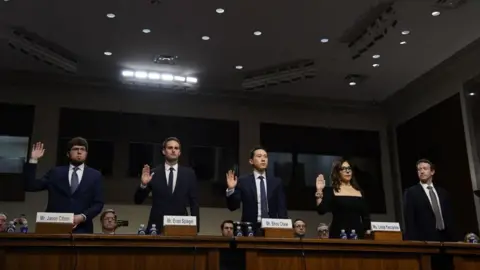 Australia's Bold Move: Social Media Ban for Children Sparks Global Debate