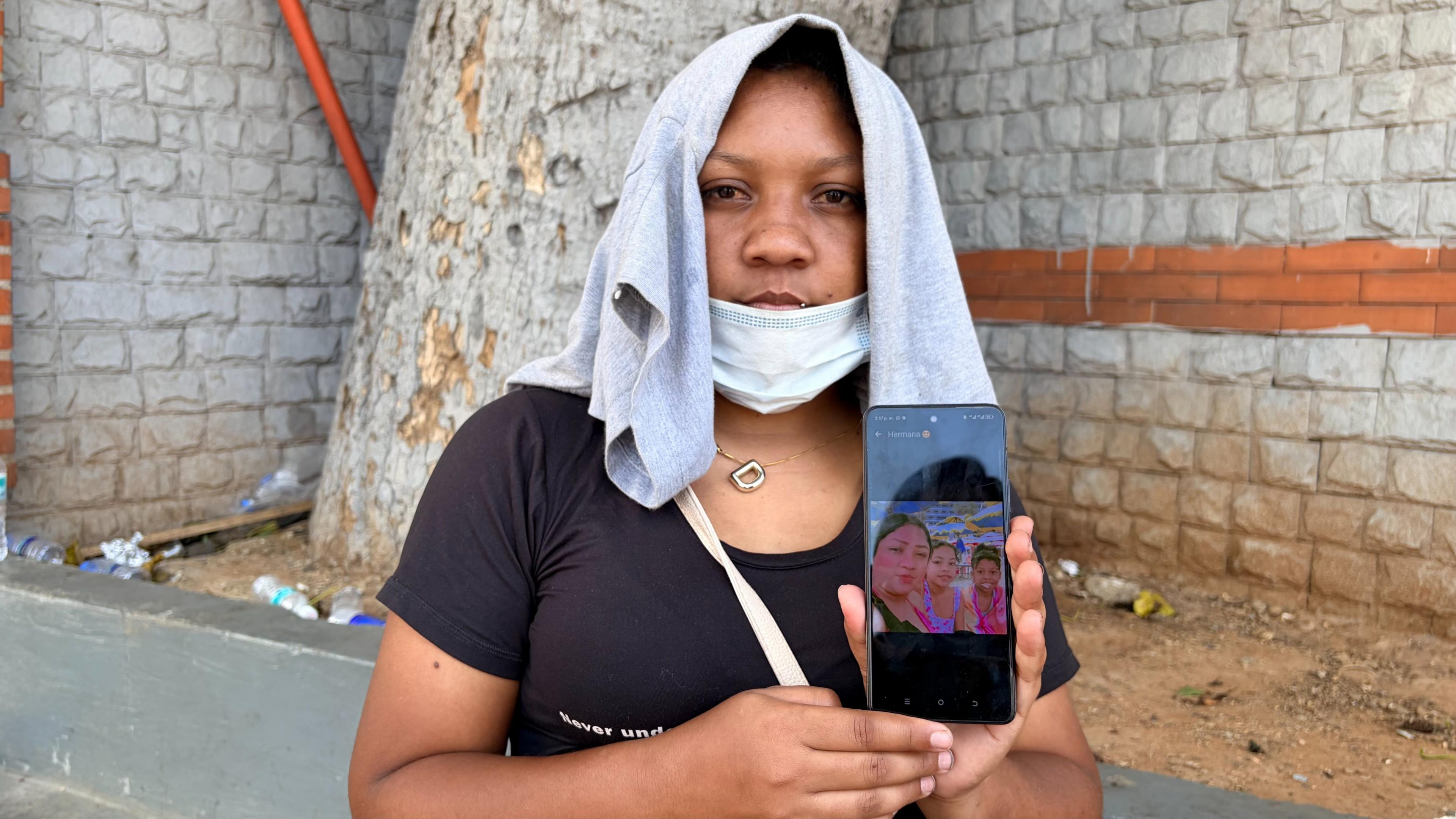 Venezuela’s La Guaira Residents Demand Rapid Rescue in Aftermath of Twin Earthquakes