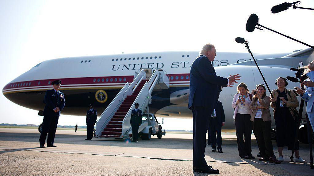 Trump Administration Subpoenas New York Times Journalists Over Air Force One Security Report