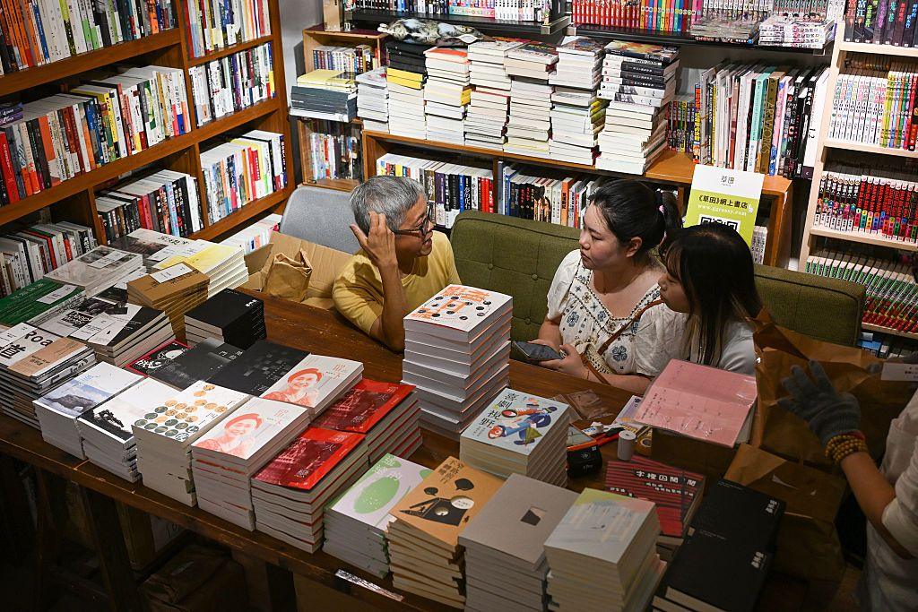 From Shelves to Police Cars: Hong Kong Bookshops Face Closing as Chinese Censorship Tightens