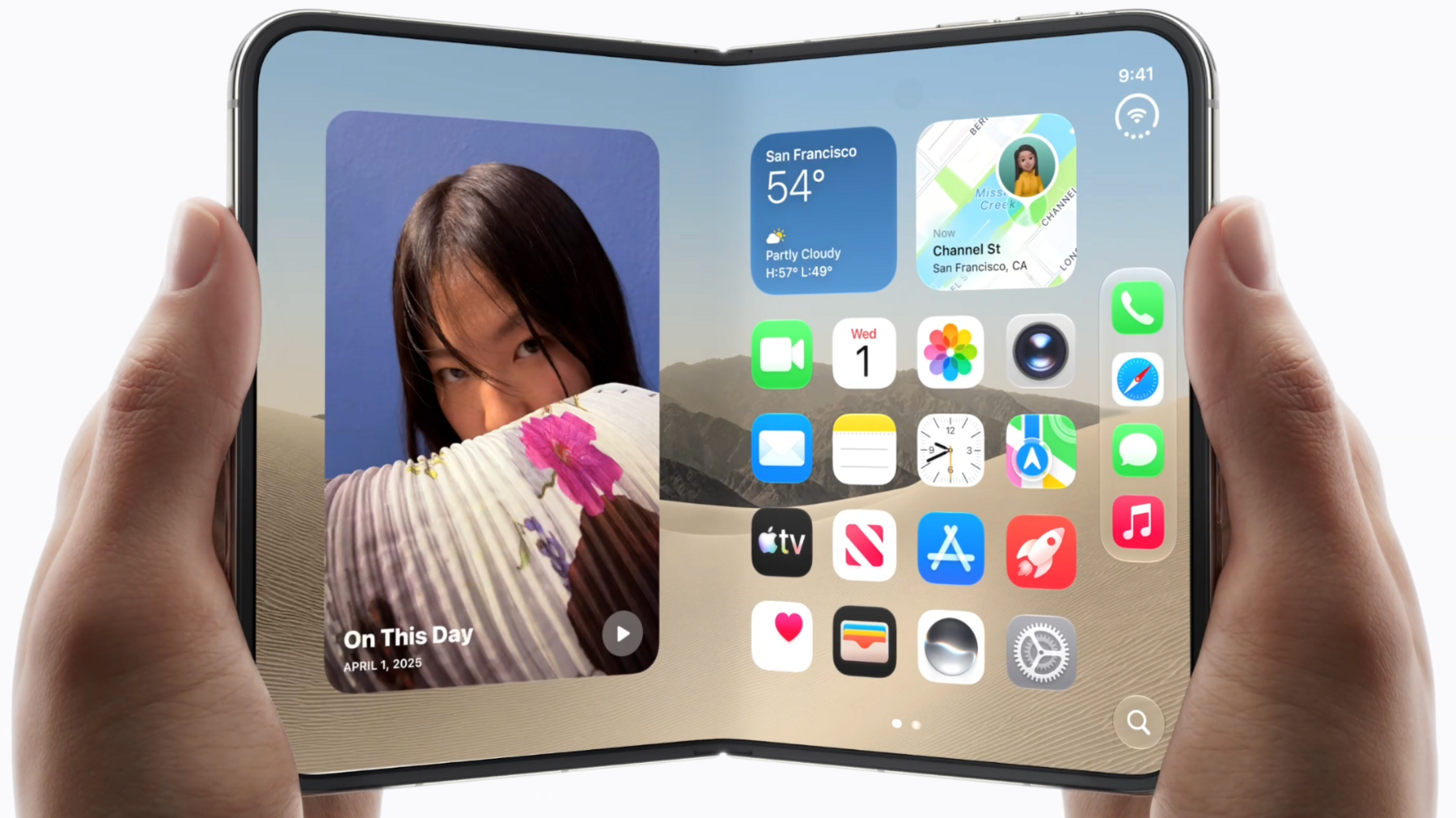 Apple’s New CEO Bets $2,000 on Foldable iPhone Duo