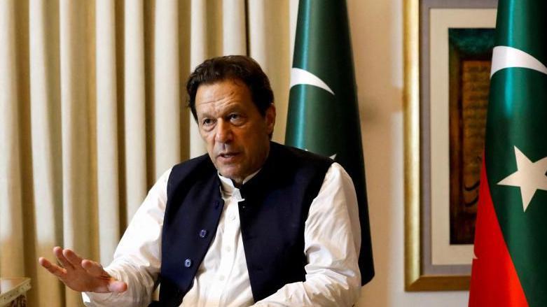 Pakistan Supreme Court Orders Hospitalisation of Former Prime Minister Imran Khan