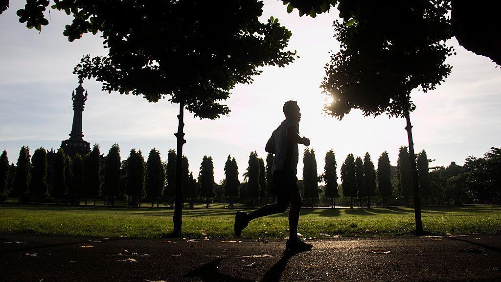 Bali Bans Two Dutch Expats for Illegal Running Event Allegedly Exclusion of Indonesians