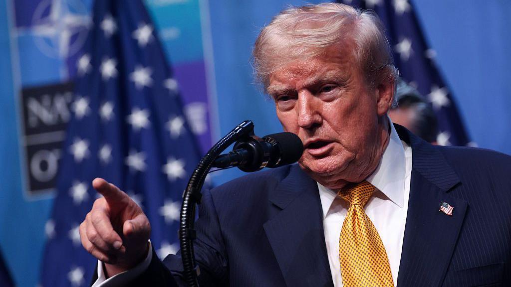 Trump Reinstates Naval Blockade of Iranian Ports, Imposes 20% Toll on Strait of Hormuz Cargo