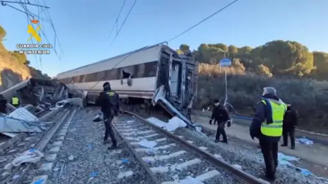 Tragic Train Crash in Spain: PM Sanchez Promises Inquiry into Collision Causes