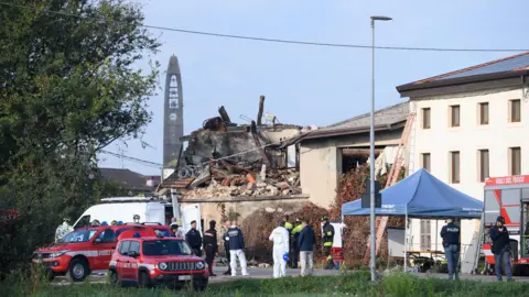 Tragedy Strikes as Explosion Claims Lives of Three Italian Police Officers During Eviction