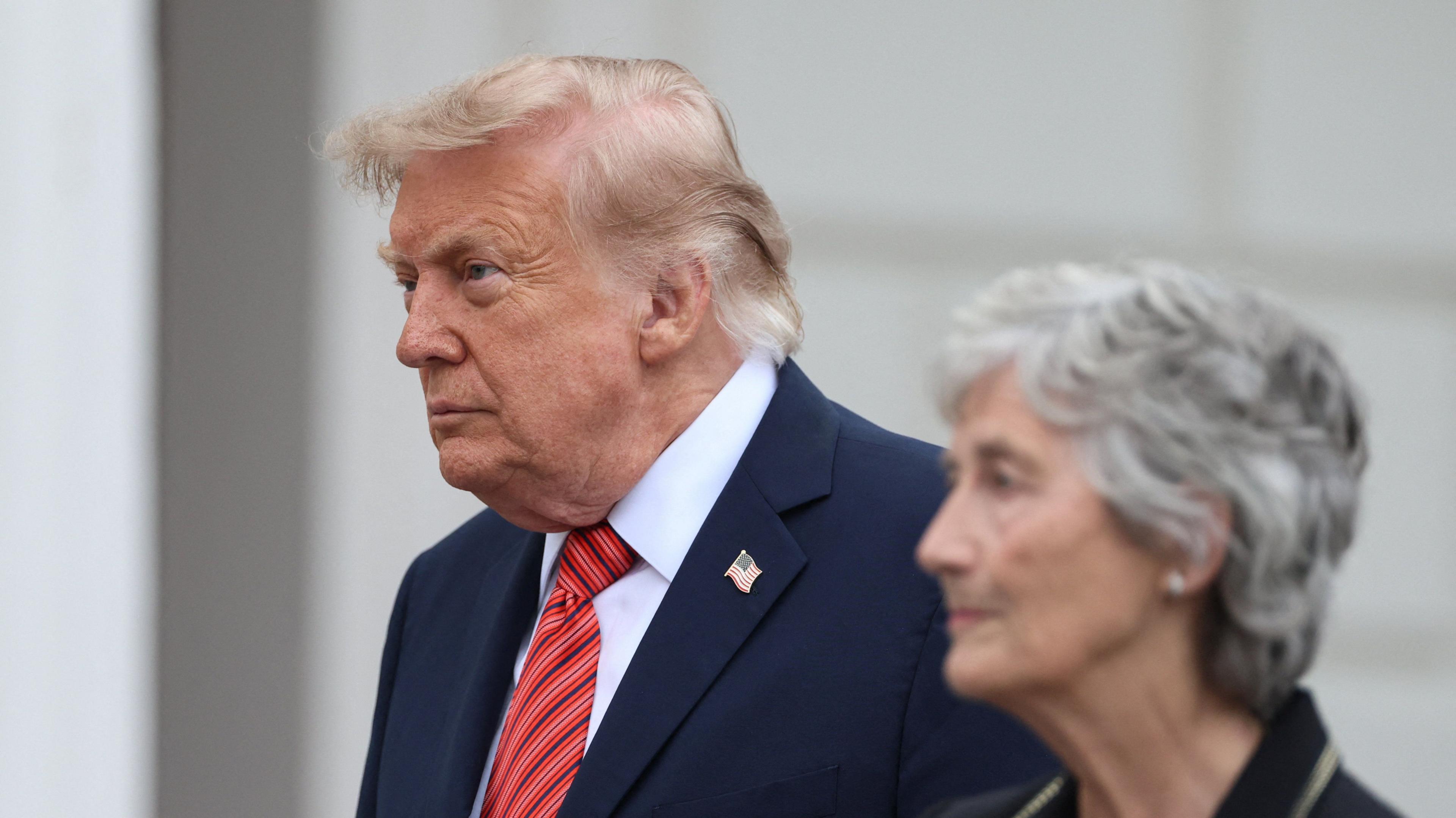 Trump visits Ireland: first official meeting at Irish President’s residence