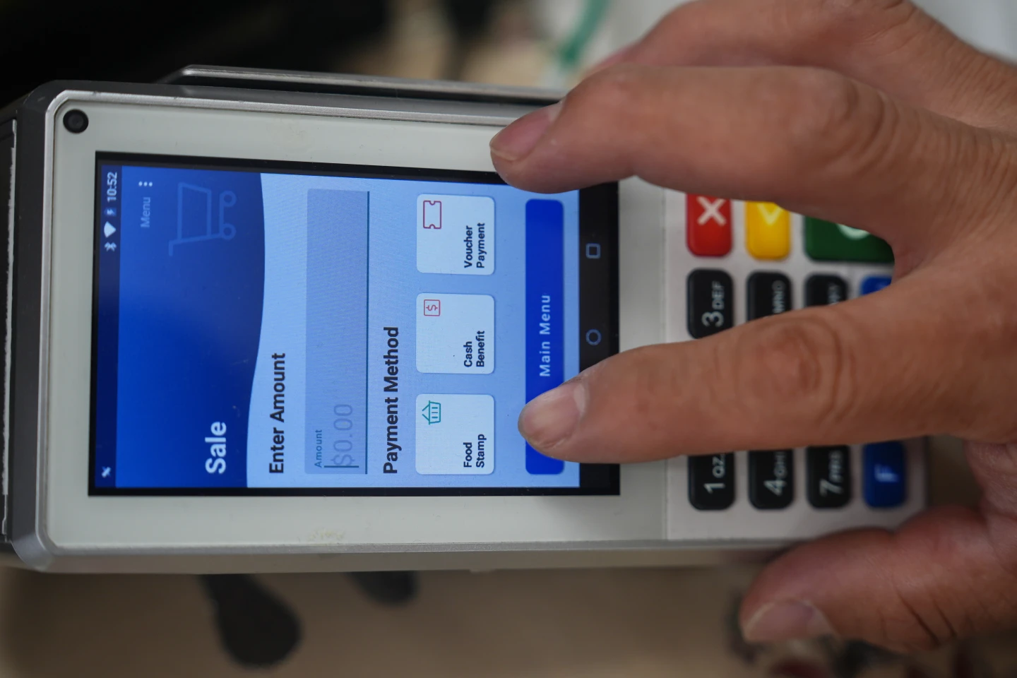 Federal Food Aid Crisis Looms as Government Shutdown Persists